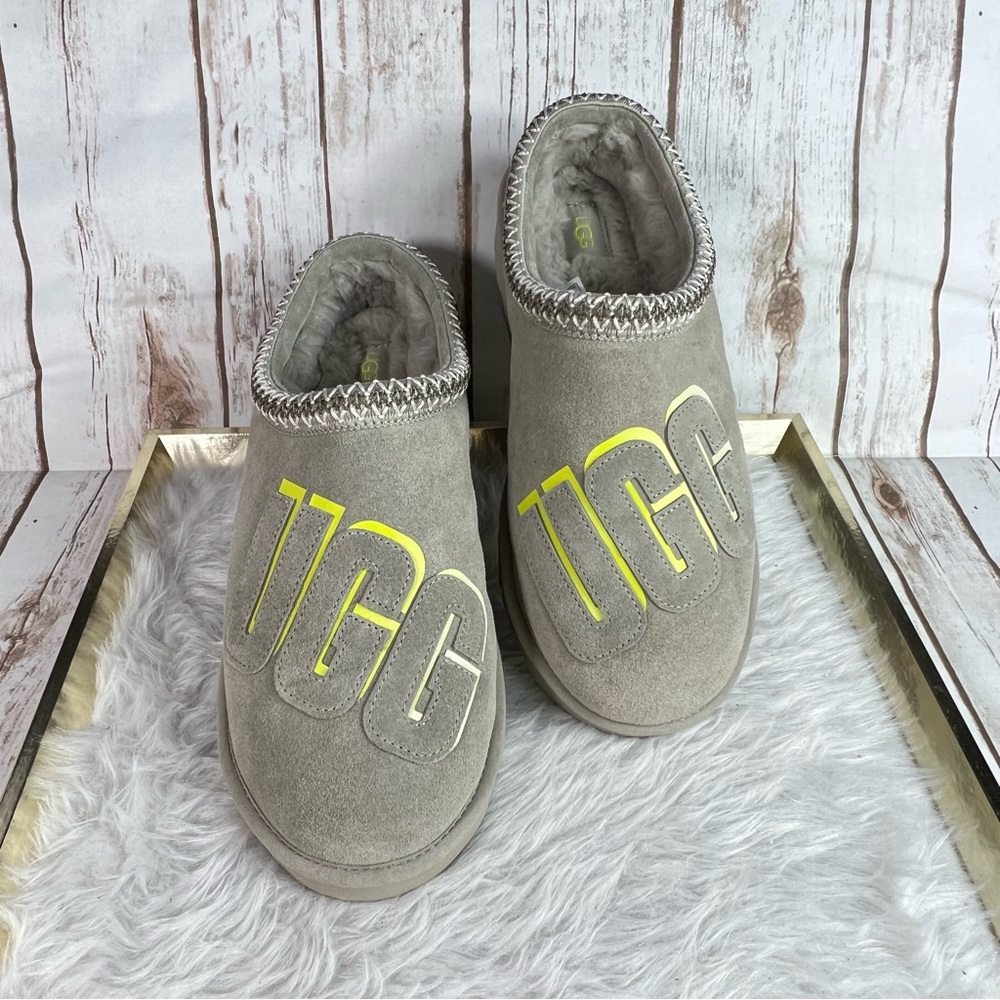 New UGG Tasman Graphic Shadow Slippers Slides